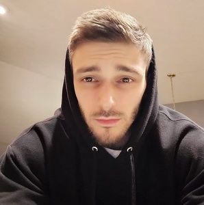 Meet your Posher, Erick